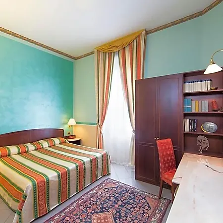 Hotel Londra 4*